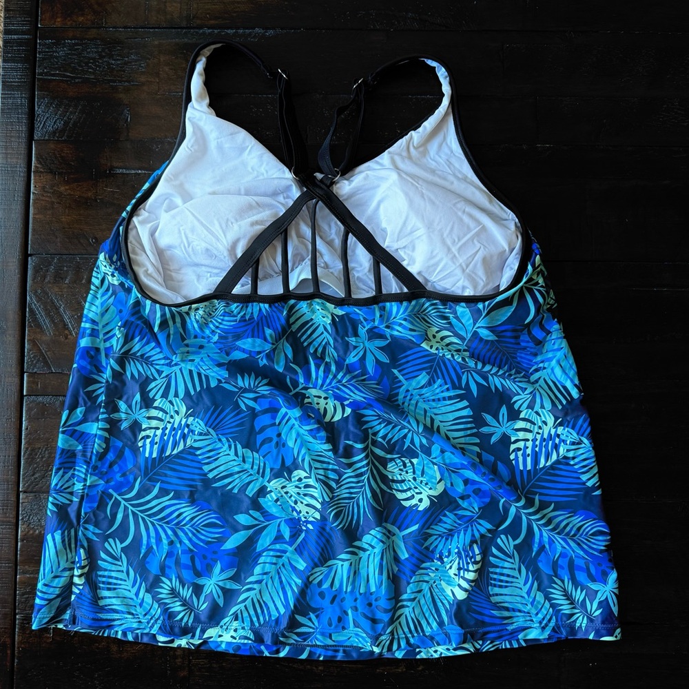 6 pc Swim Tops/Shorts/Tank Top - Picture 9 of 14